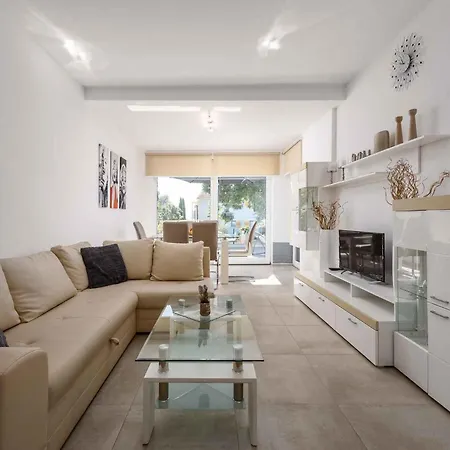 In Nova Vas - Porec - Istrien 42148 Appartement *