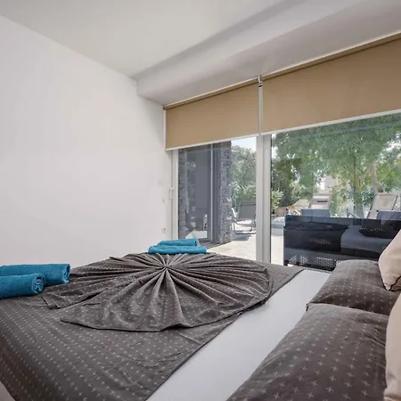 Apartmán In Nova Vas - Porec - Istrien 42148 Kukci