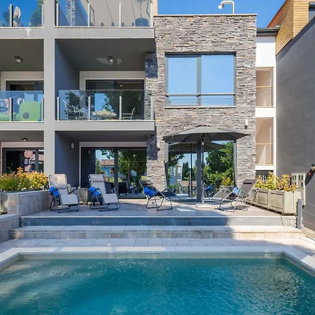 In Nova Vas - Porec - Istrien 42148 * Kukci