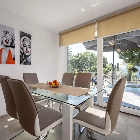 In Nova Vas - Porec - Istrien 42148 Kukci